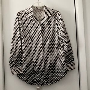 Chicos blouse size 1 like new